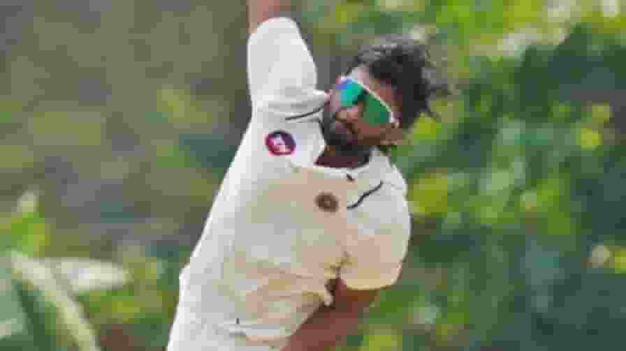 जलज सक्सेना ने 1 दिन में बिहार को 2 बार किया ऑलआउट, हिलाई रिकॉर्ड बुक Jalaj Saxena