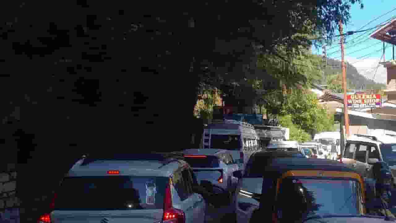 Manali Traffic Jam