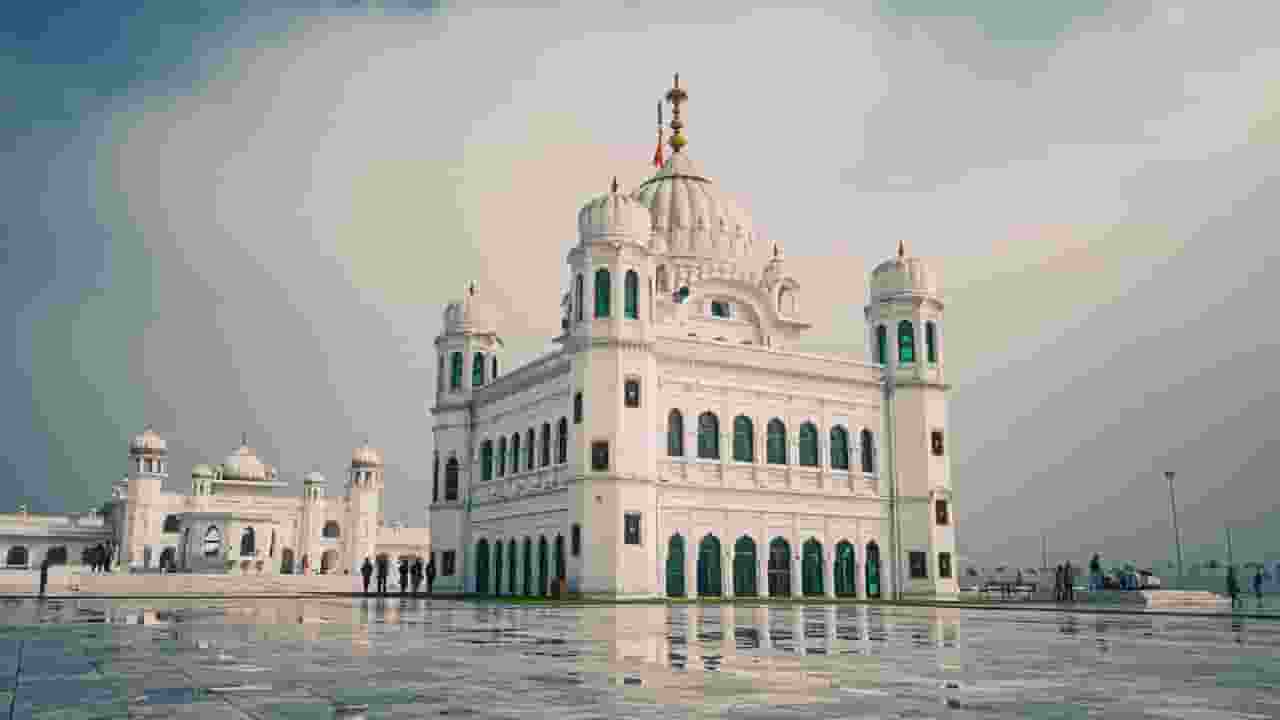 करतारपुर साहिब: जहां गुरु नानक देव ने बिताया था अंतिम समय Image of Kartarpur Sahib