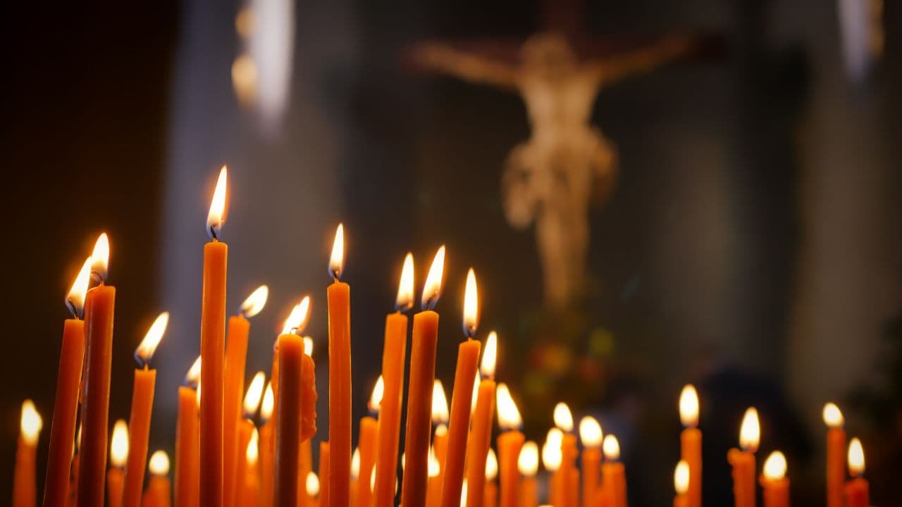 क्या है कच्चतीवू महोत्सव, मछुआरों के लिए खास क्यों है? Image of Church