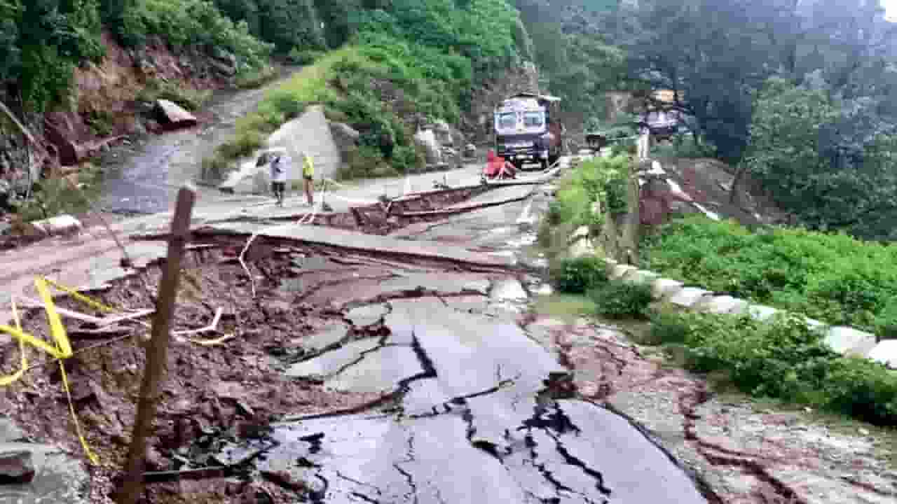 कठुआ में फटा बादल, 7 की मौत, कई घायल, किश्तवाड़ जैसी आपदा Kathua Crisis