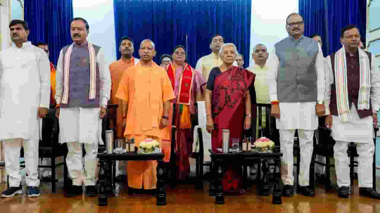 BJP MLA Asha Maurya emotional post for not getting ministry in yogi new Cabinet
