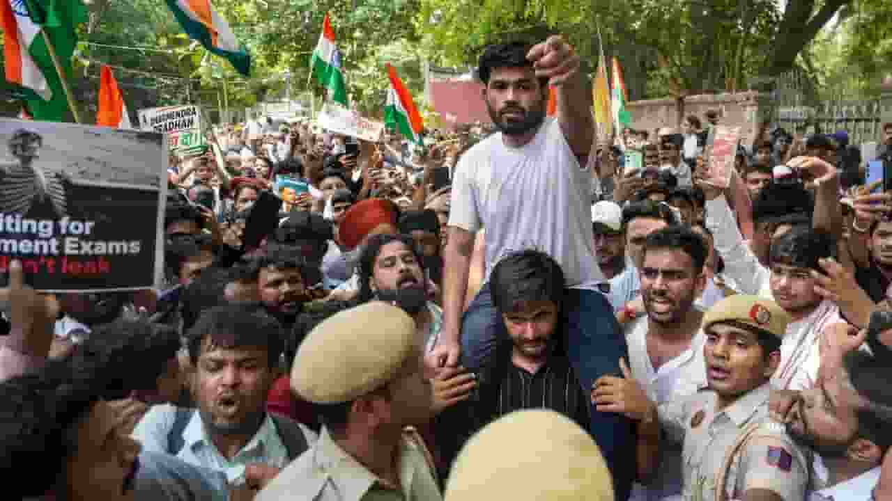 Abhijeet Dipke announce Cockroach Janata Party next protest