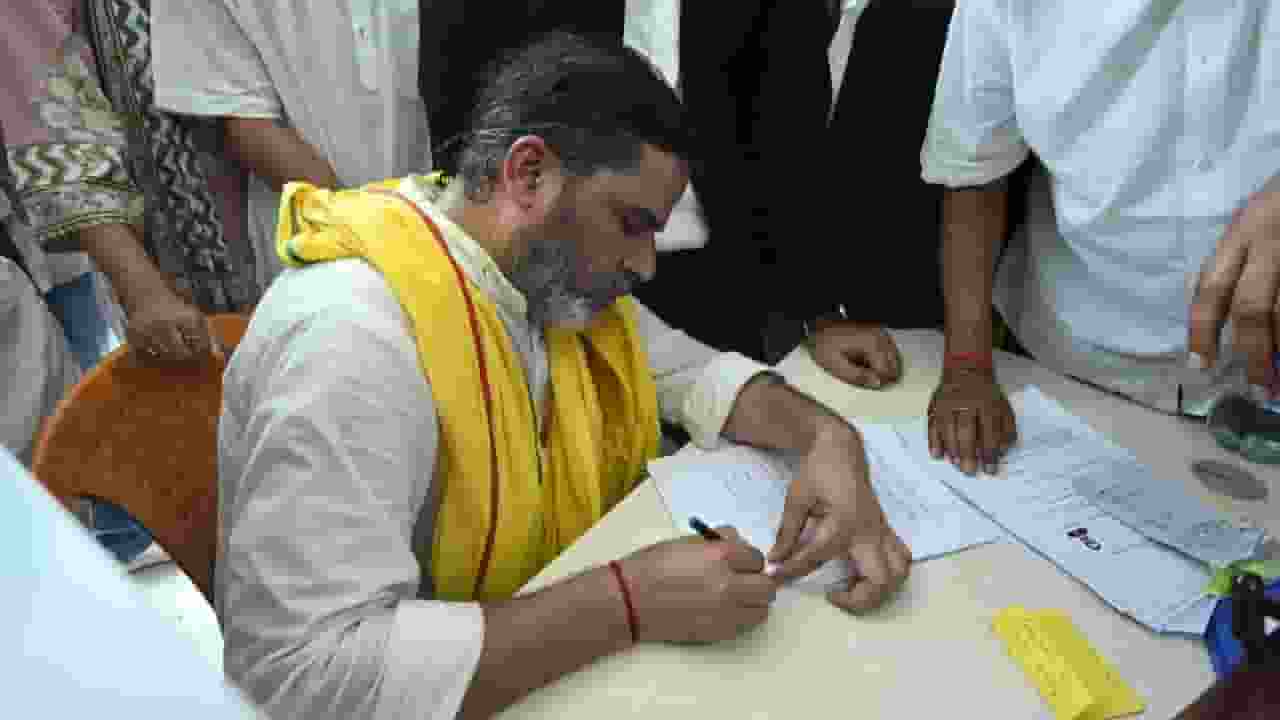 Prashant Kishor Jan Suraaj leader KC Sinha joins BJP