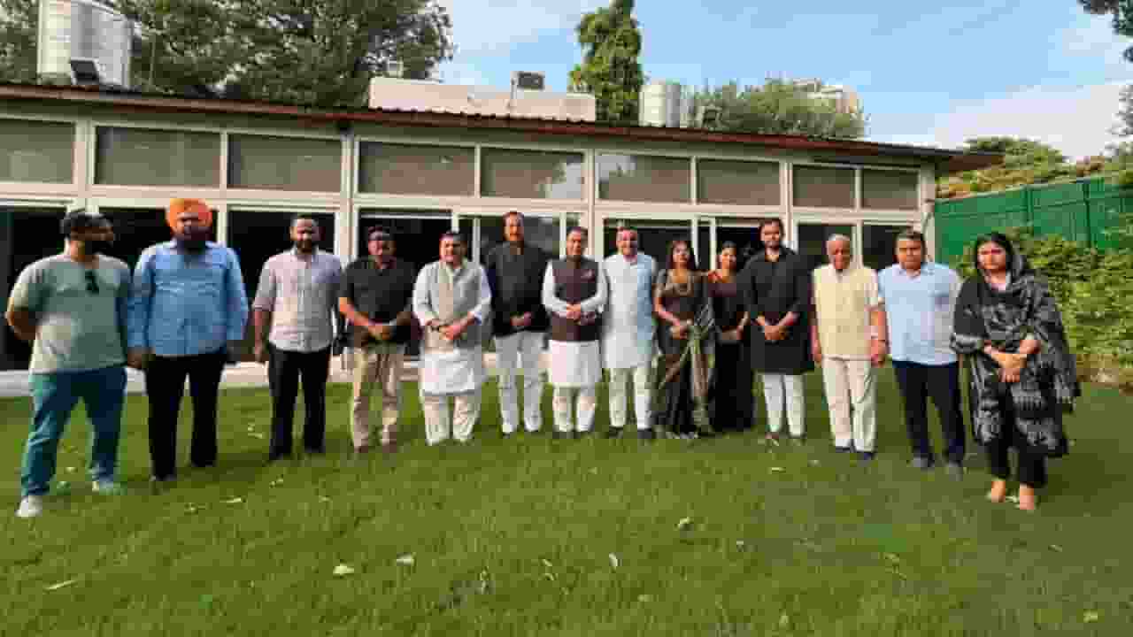opposition MPs delegation meet Sonam Wangchuk hunger strike at Medanta Hospital