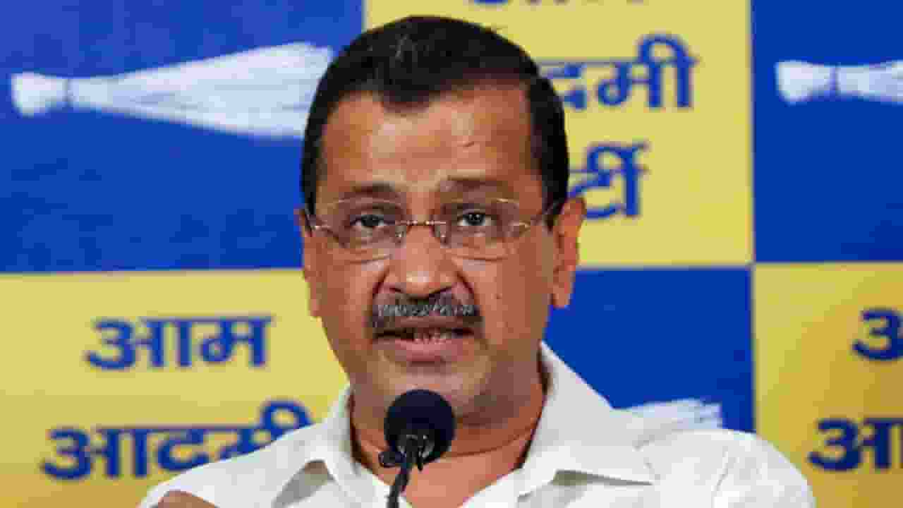 Arvind Kejriwal attacks Centre