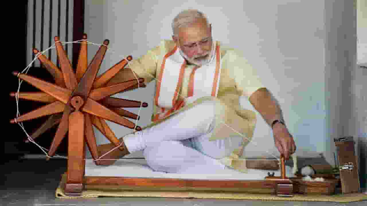 खादी के 'ब्रांड एंबेसेडर' हैं PM मोदी? 11 साल में कितनी बिक्री बढ़ी pm modi khadi
