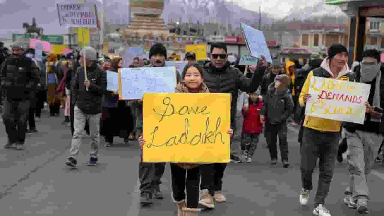 आधिकारिक भाषा से नई आरक्षण नीति तक, आंदोलन से लद्दाख को क्या मिला? Ladakh