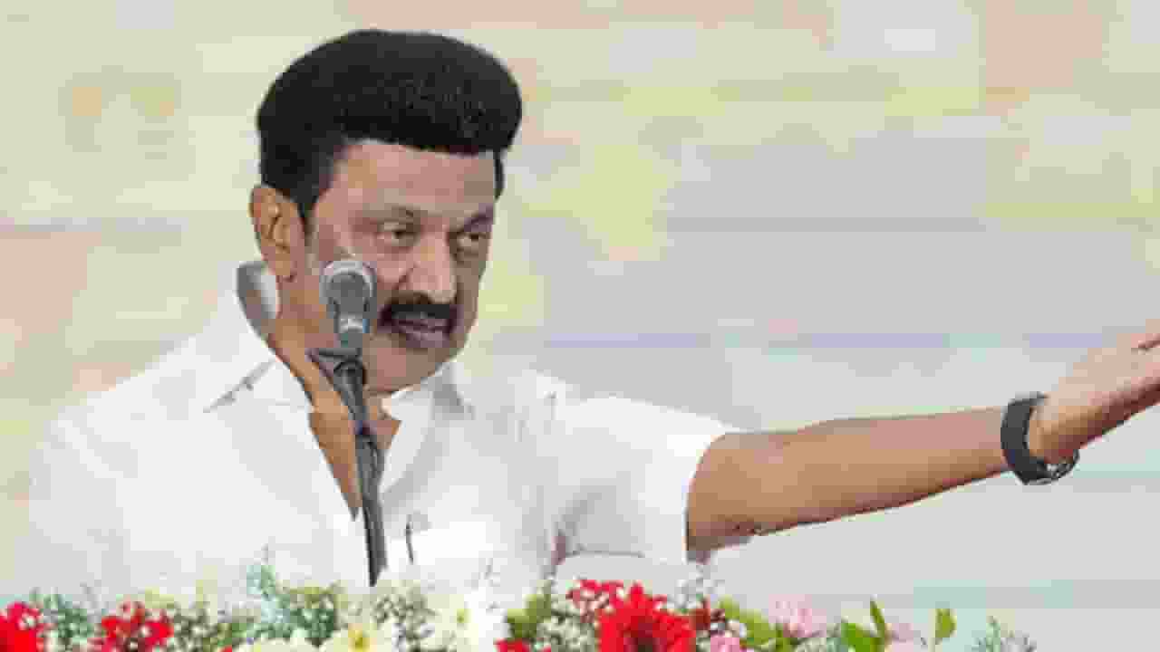 बिहार पहुंचे स्टालिन, BJP ने याद दिलाए बिहारियों के खिलाफ दिए बयान MK Stalin.