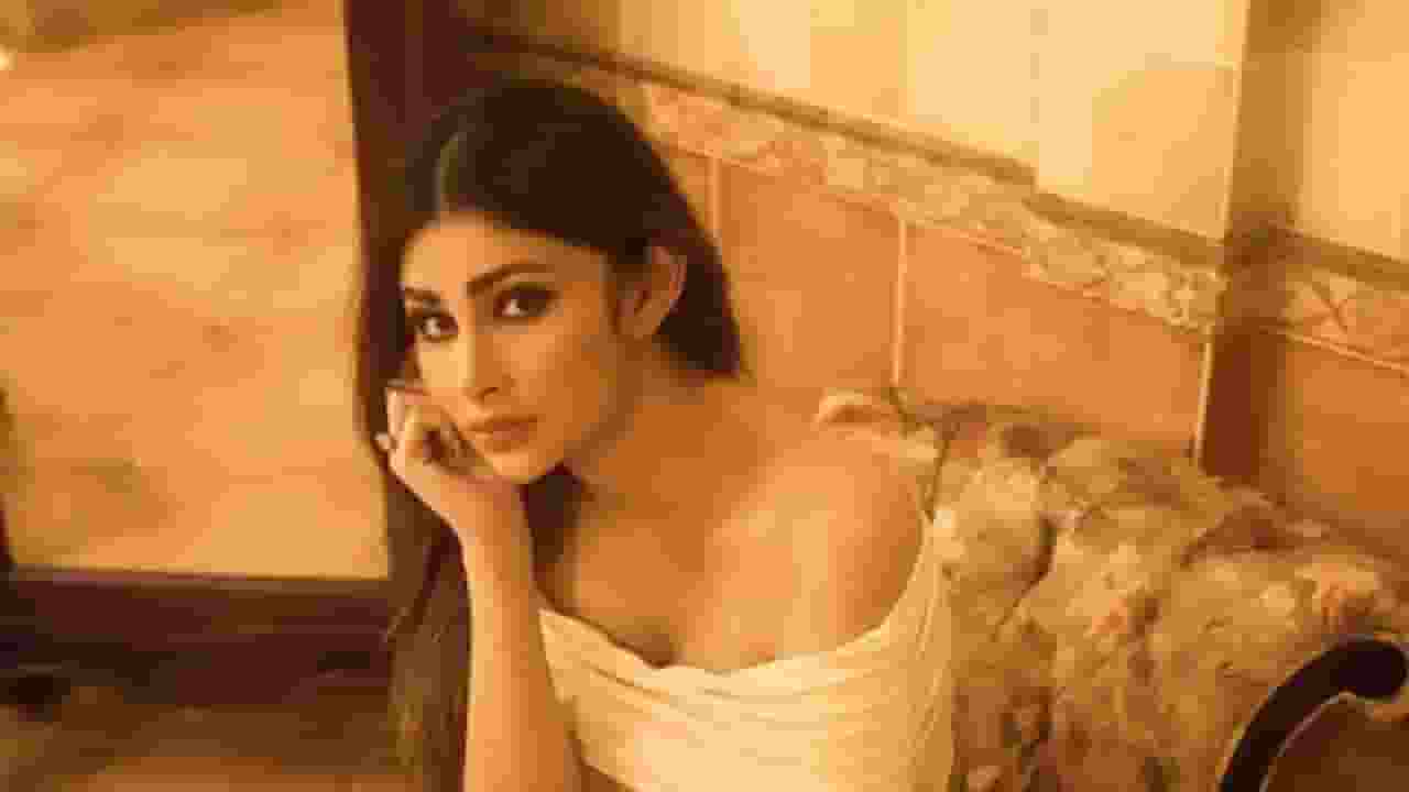 Mouni roy