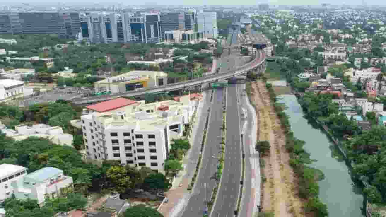 रोड पर आए ब्रिज, फ्लाइओवर और सुरंग तो 50 पर्सेंट कम लगेगा टोल टैक्स National Highway