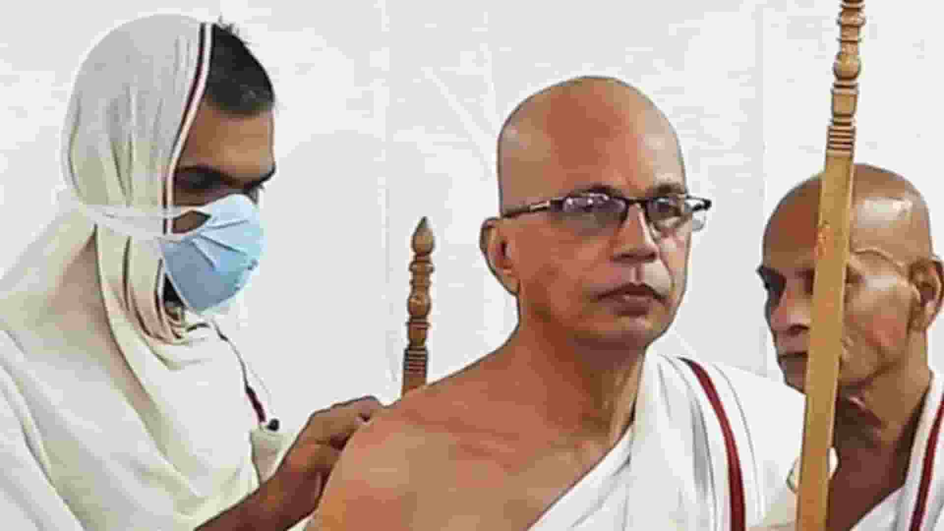 मुकेश अंबानी के राइट हैंड, 75 करोड़ की नौकरी छोड़ ले लिया संन्यास Prakash Shah