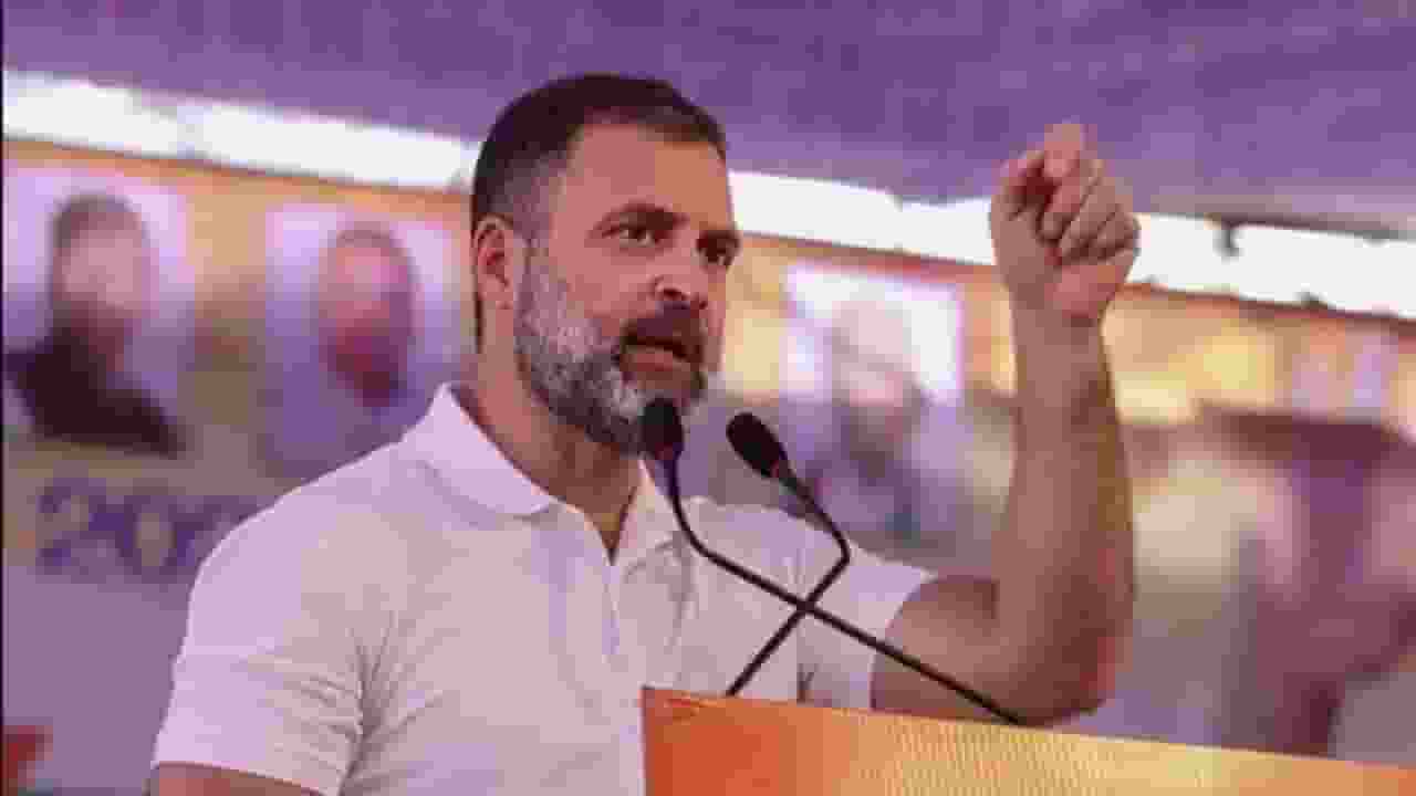 दिल्ली में बेरोजगारों को कांग्रेस देगी हजारों रुपये, जानें स्कीम Rahul Gandhi । Photo Credit: PTI