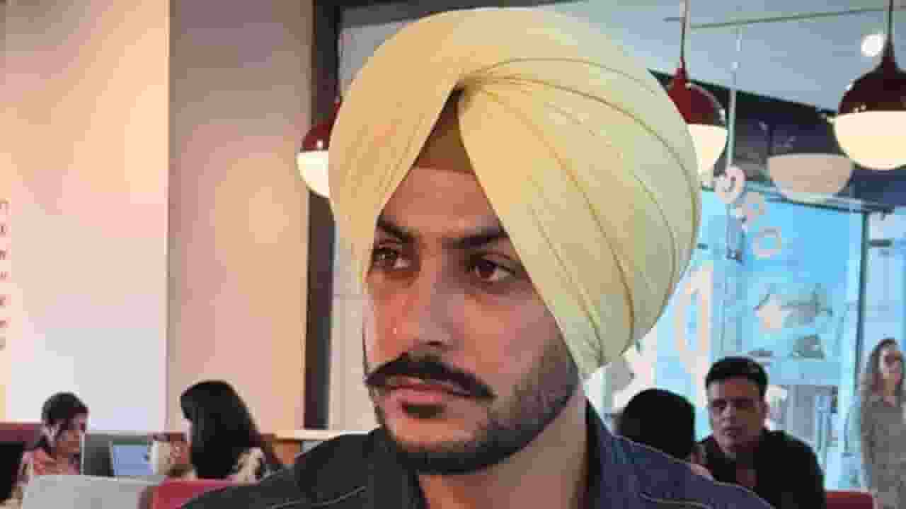 'कंगणी' से 'खुश रेहा कर', राजवीर जवंदा के ये हैं टॉप 5 हिट गाने Rajvir Jawanda