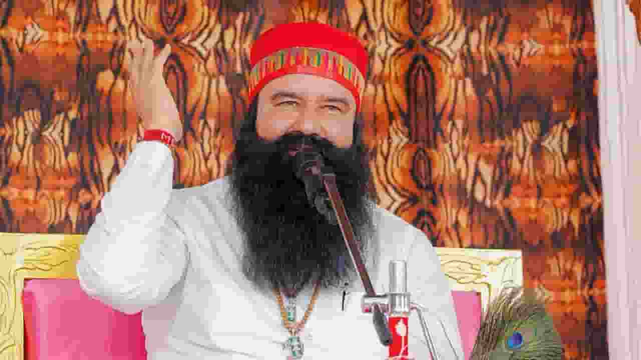 8 पैरोल, 5 फरलो, 265 दिन जेल से ब्रेक, राम रहीम के 'आराम' की कहानी Gurameet Ram Rahim Singh