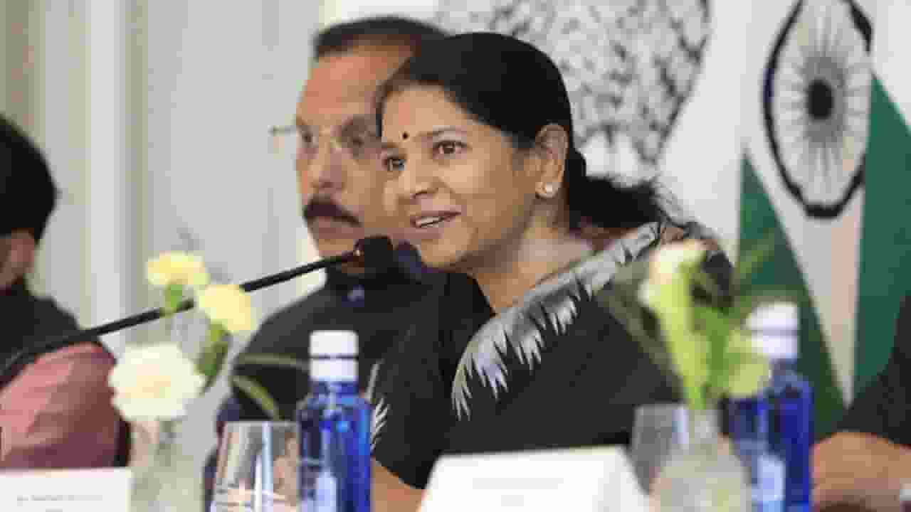 कनिमोझी ने स्पेन में पाकिस्तान को लताड़ा, दूसरे सांसदों ने क्या कहा? Kanimozhi