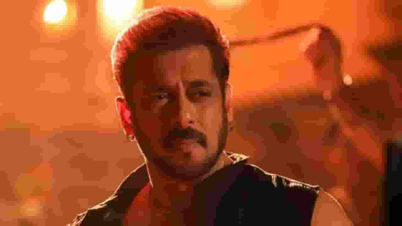 सेट पर लेट आना, काम के लिए सीरियस नहीं हैं सलमान, पहली बार दिया जवाब
Salman Khan