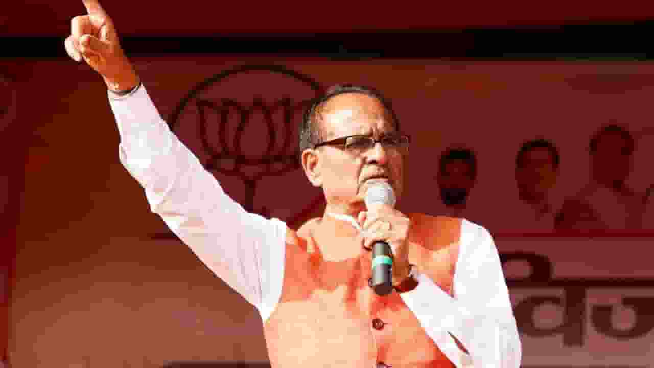 'सीट टूटी और धंसी थी', Air India पर भड़के शिवराज सिंह चौहान; पूछे सवाल shivraj singh chouhan