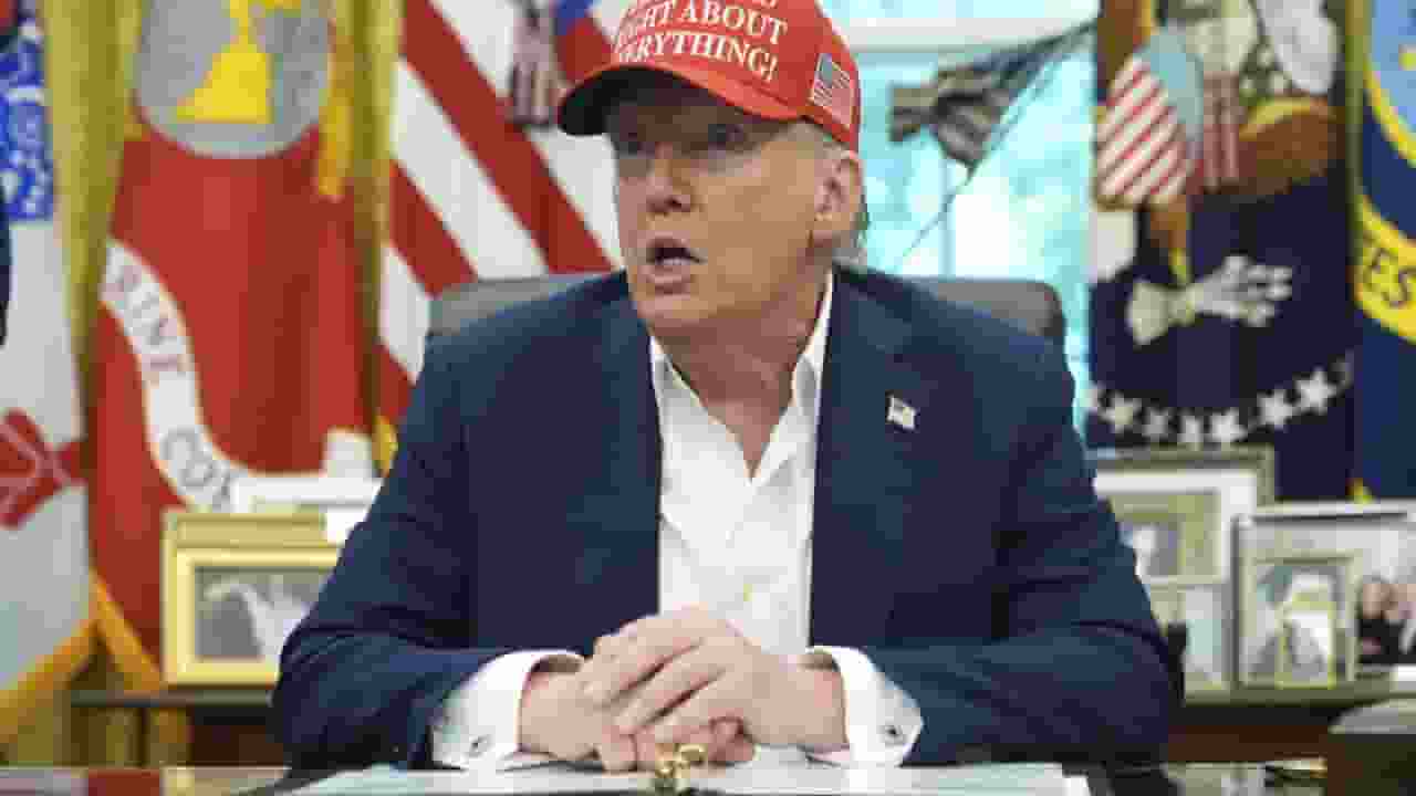 'जंग खत्म हुई', मिडिल ईस्ट के लिए रवाना होने से पहले बोले ट्रंप donald trump