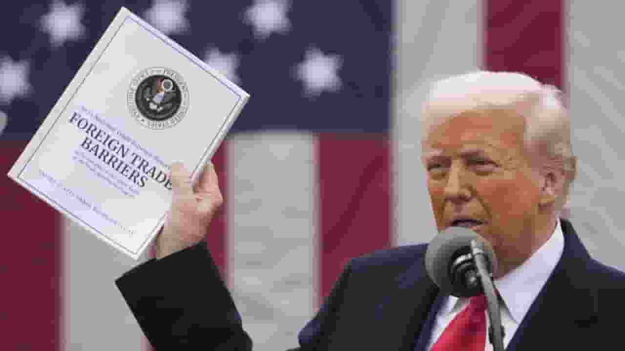 ट्रंप के टैरिफ का असर, अमेरिकी स्टॉक मार्केट में भारी गिरावट donald trump । Photo Credit: PTI