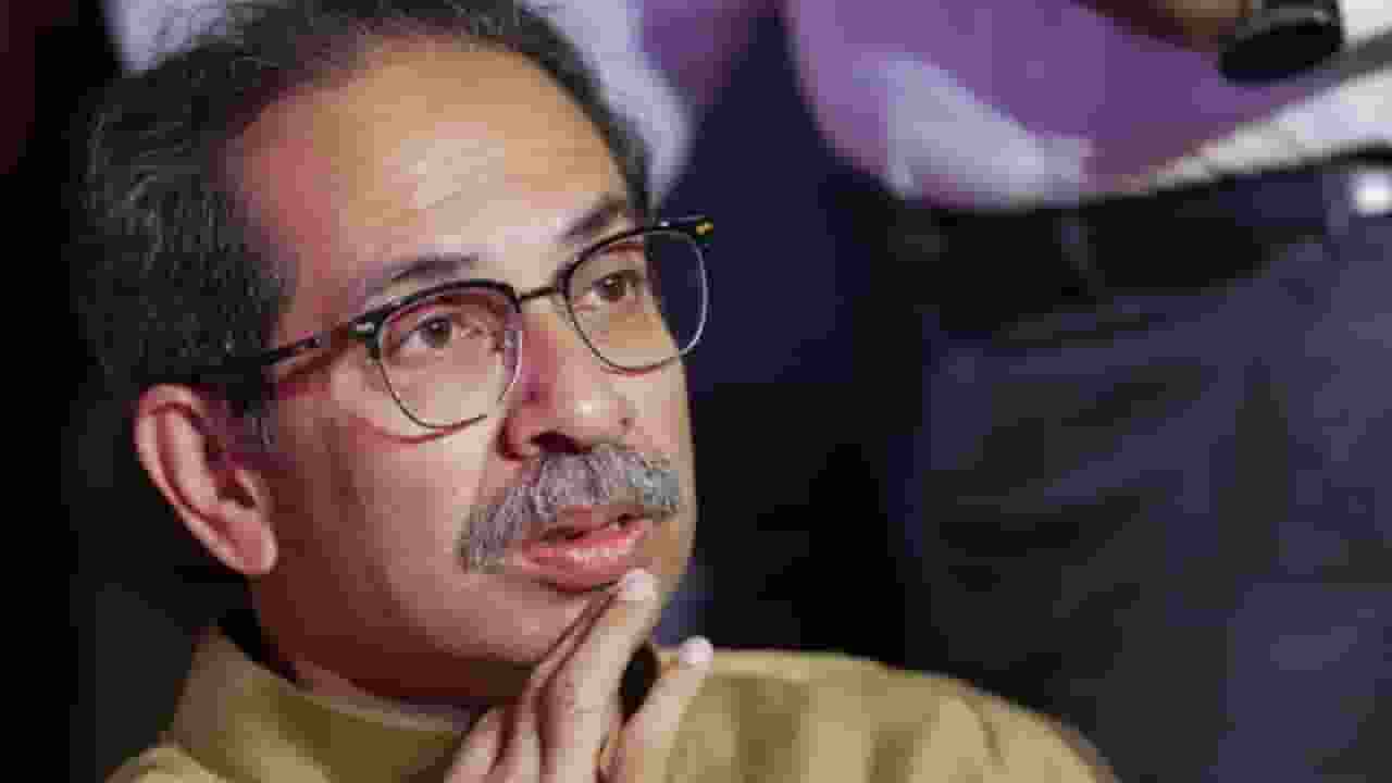 गिनती के विधायकों से शपथ क्यों लिखवाने लगे उद्धव ठाकरे? shiv sena ubt chief uddhav thackeray mla