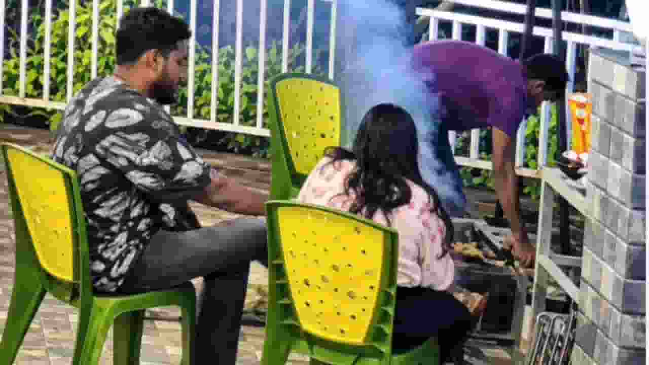 fire broke out and bride burns