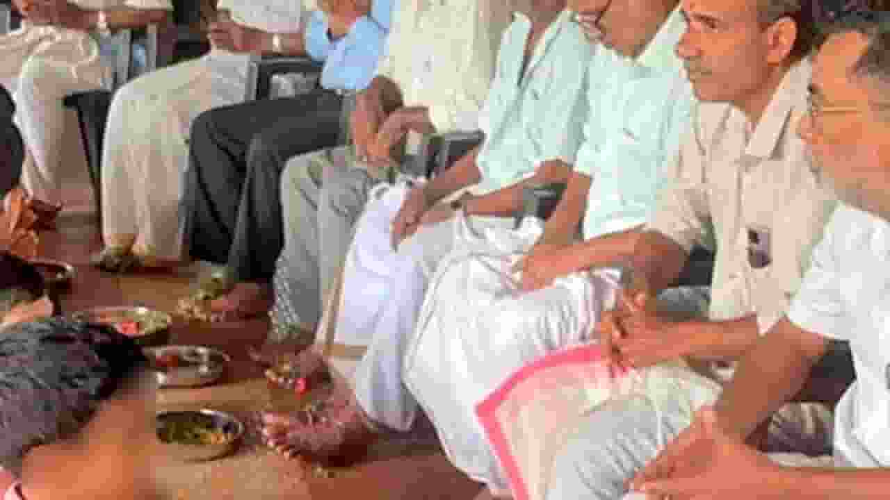 केरल में 'पाद पूजा' पर क्यों मचा बवाल? पूरा मामला समझ लीजिए Paad Puja