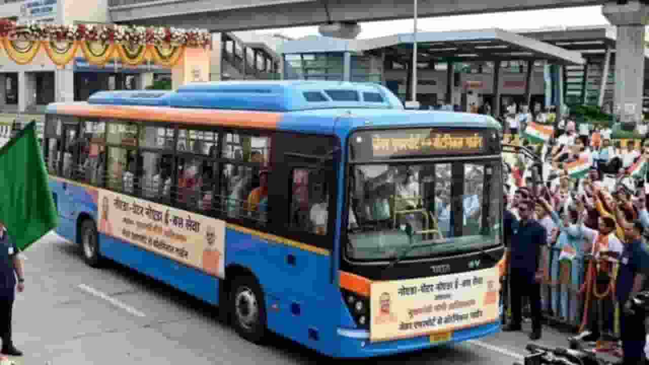 Noida bus service