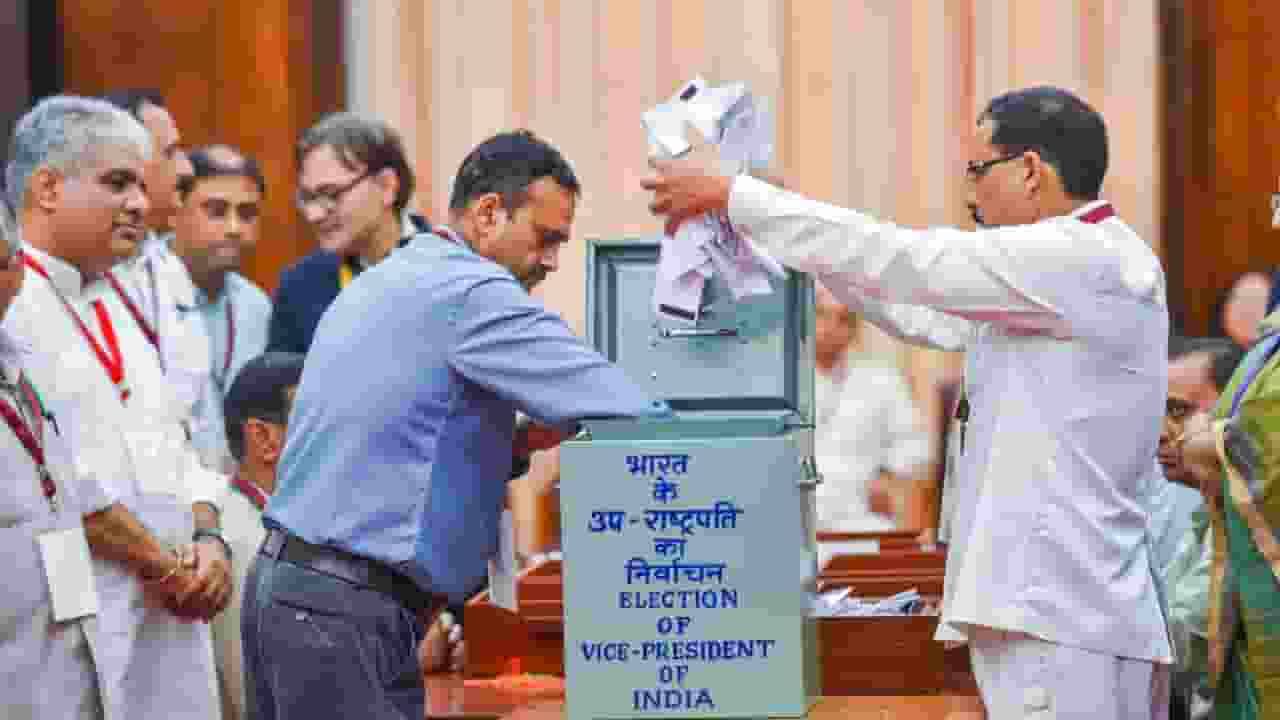 9 सितंबर को होगा उपराष्ट्रपति का चुनाव, नामांकन से वोटिंग तक, सब जानिए Vice President of India