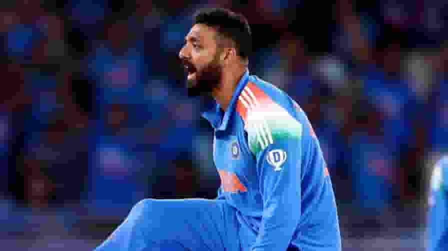 वरुण चक्रवर्ती ने साबित किया क्यों हैं वह एक्स-फैक्टर! Varun Chakravarthy