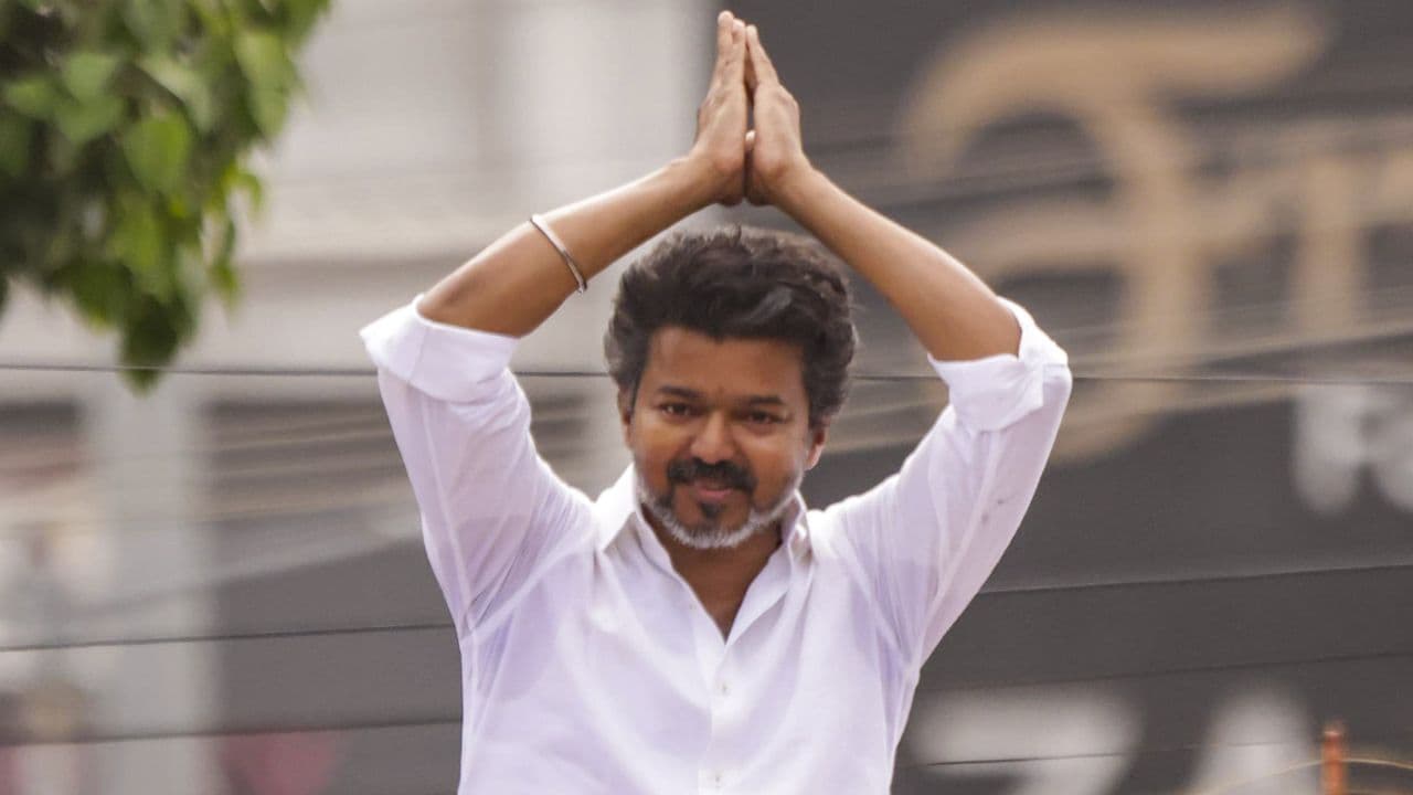 विदेशी दौरे क्यों करते हैं CM स्टालिन, विजय ने लगा दिए कई आरोप Actor vijay
