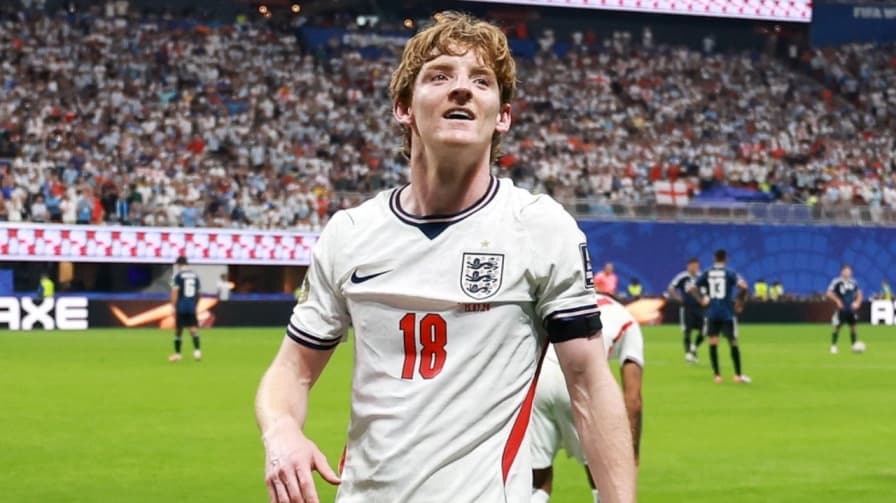 Anthony Gordon England Footballer FIFA World Cup