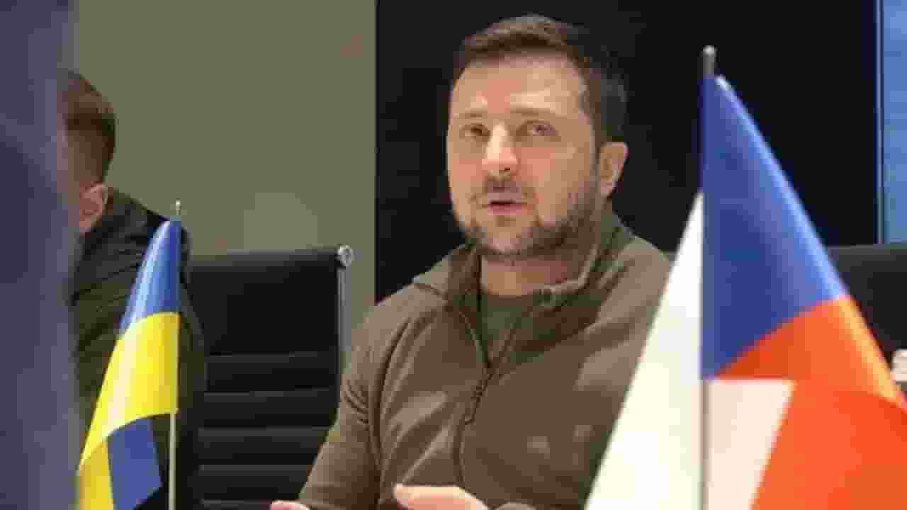 यूक्रेन किसी भी वक्त अमेरिका के साथ साइन कर सकता है मिनरल डील volodymyr zelenskyy । Photo Credit: PTI