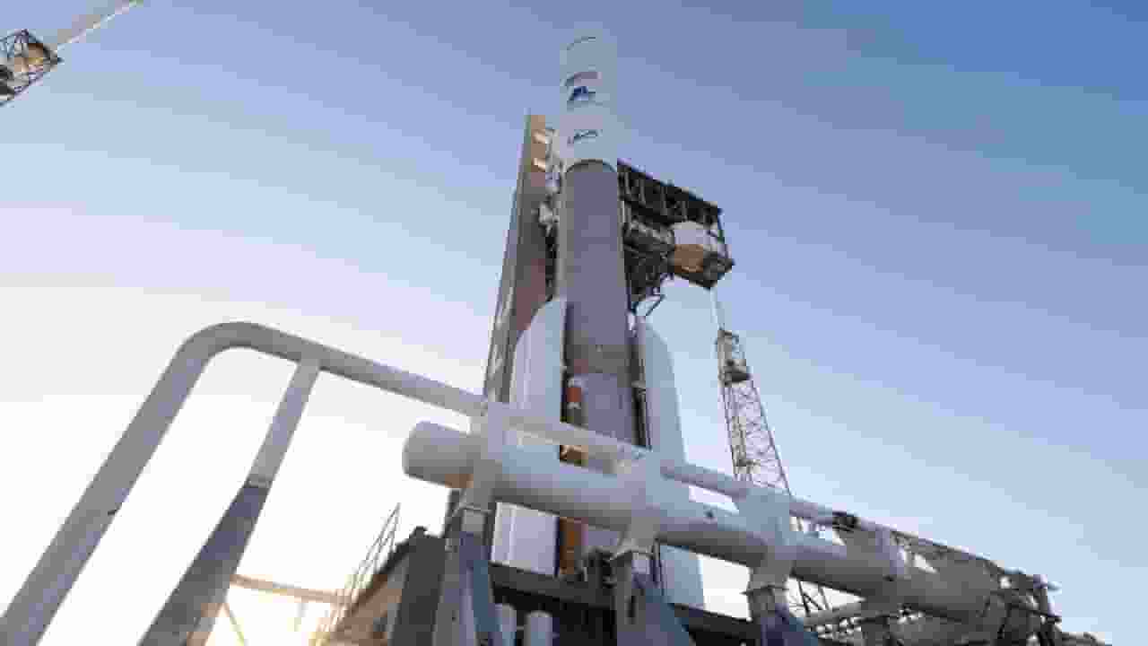 Starlink को टक्कर देने आ गया है Amazon, लॉन्च किए 27 सैटेलाइट Image of Amazon Satellite Launch