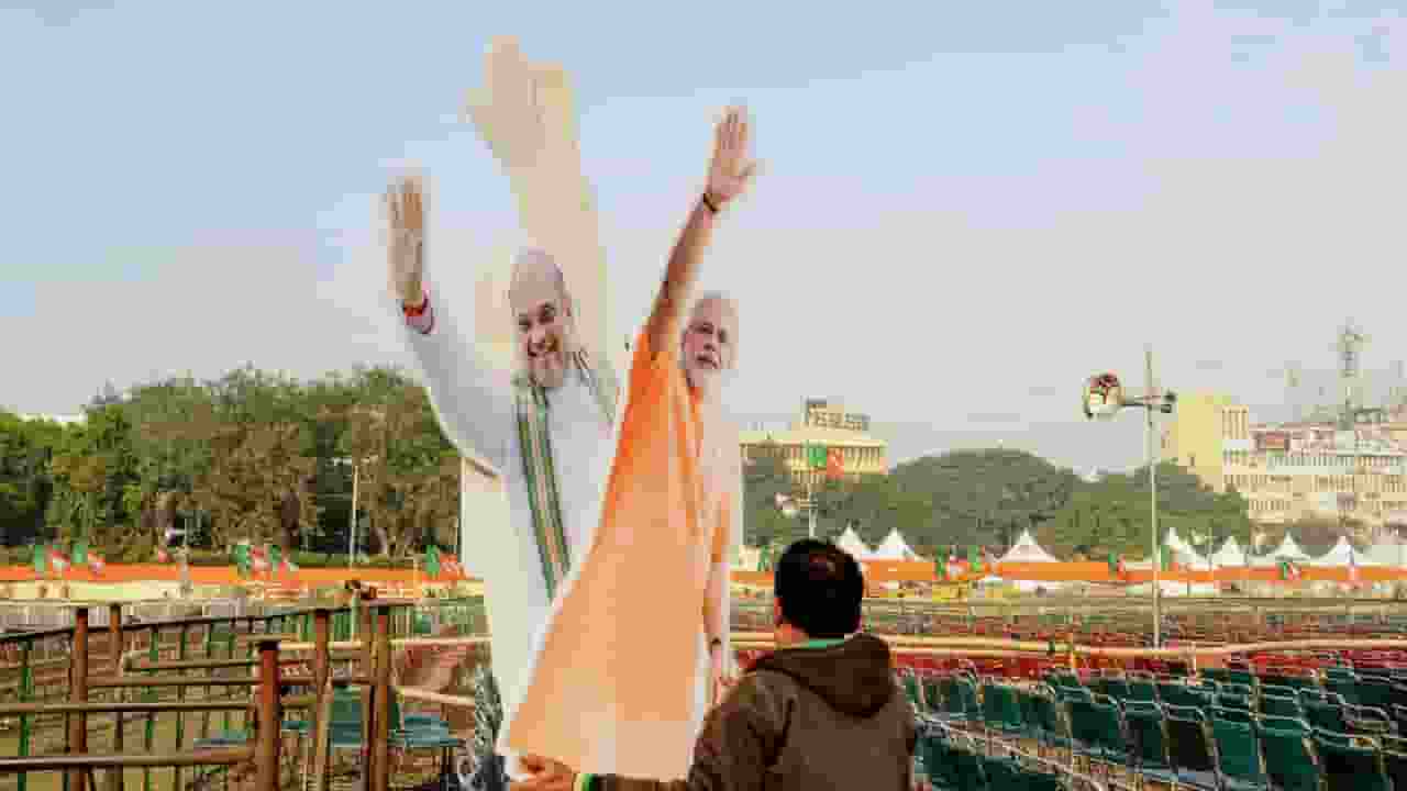 दिल्ली में शपथग्रहण की तारीख और जगह तय, CM पर सस्पेंस जारी Delhi BJP