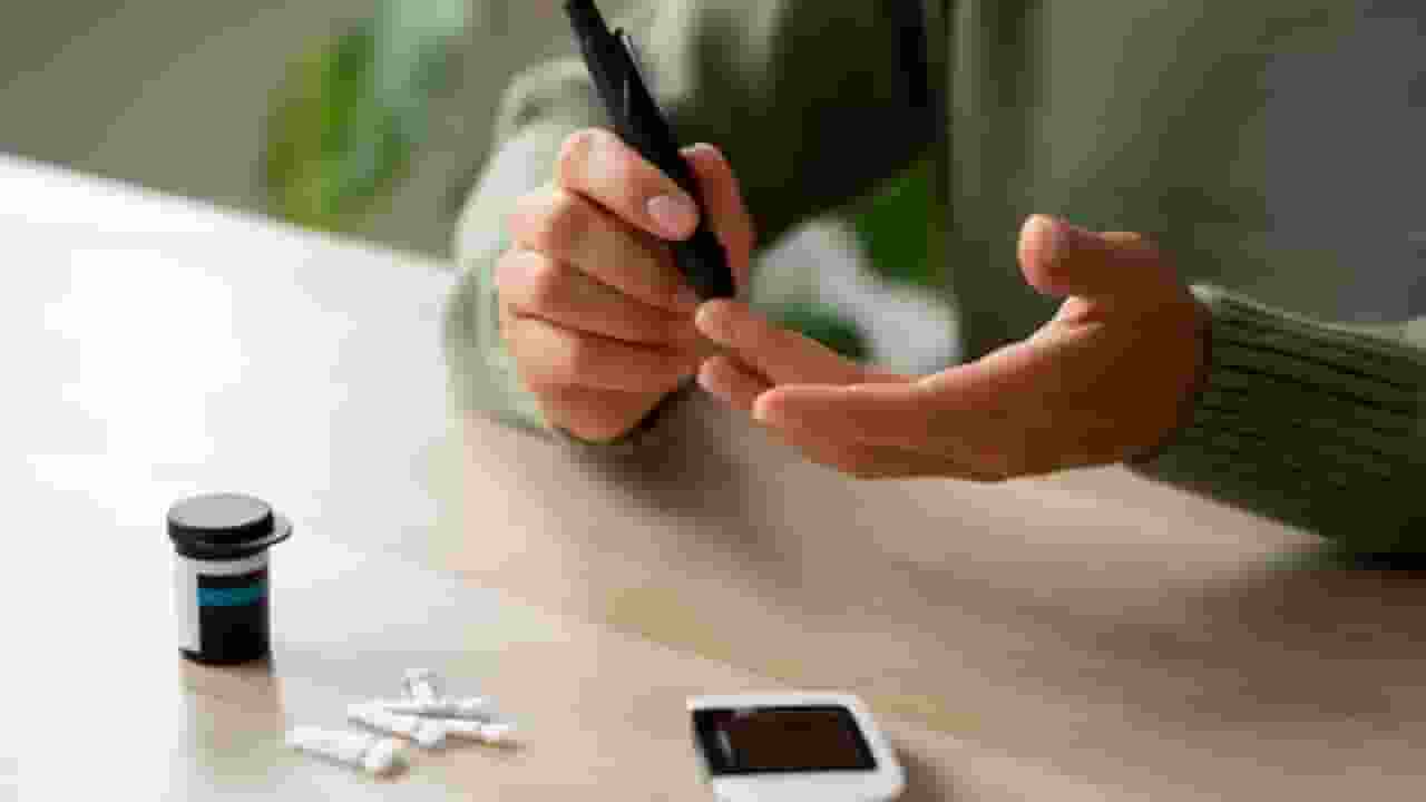 डायबिटीज के इन लक्षणों के बारे में कोई नहीं करता है बात Diabetes