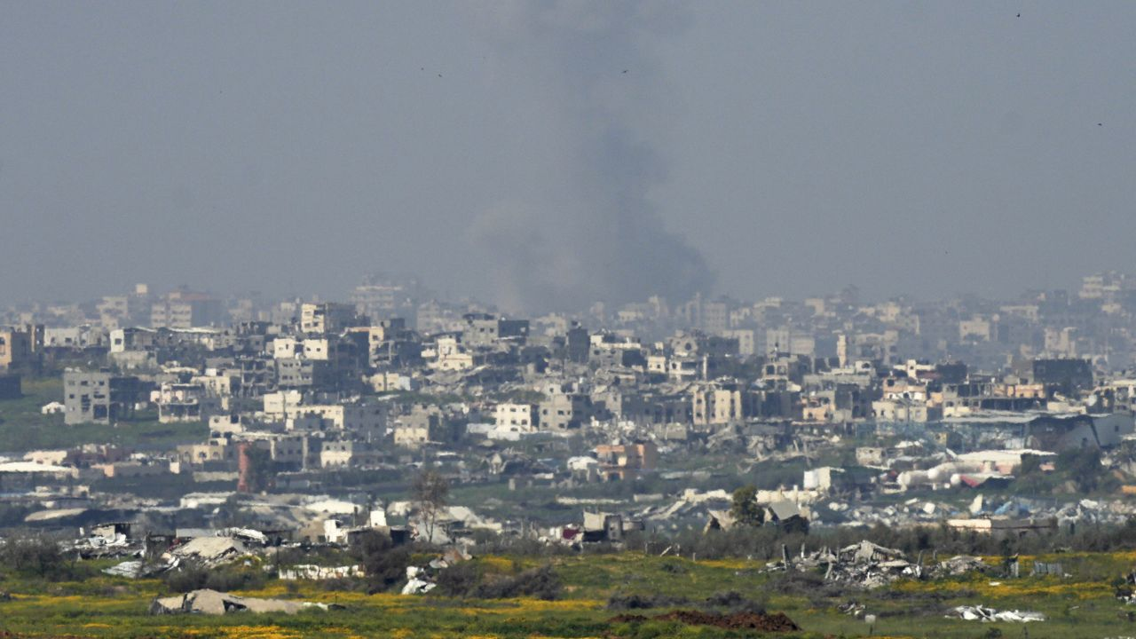 इजरायल ने गाजा पट्टी में मचाई तबाही! नए हमलों में अब तक 326 की मौत gaza strip