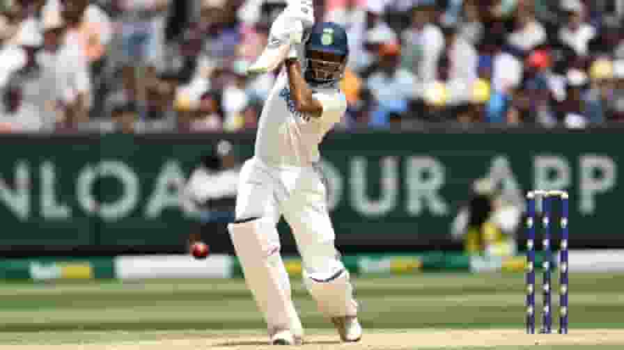 IND vs AUS: यशस्वी जायवसाल भी OUT, भारत का सातवां विकेट गिरा Yashasvi Jaiswal