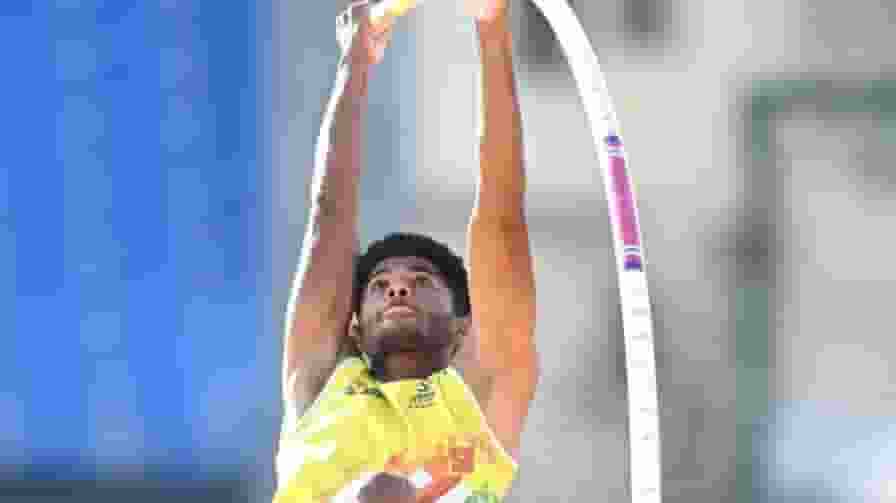 पोल वॉल्ट में नया नेशनल रिकॉर्ड बनाने वाले देव मीणा कौन हैं? Dev Meena Sports
