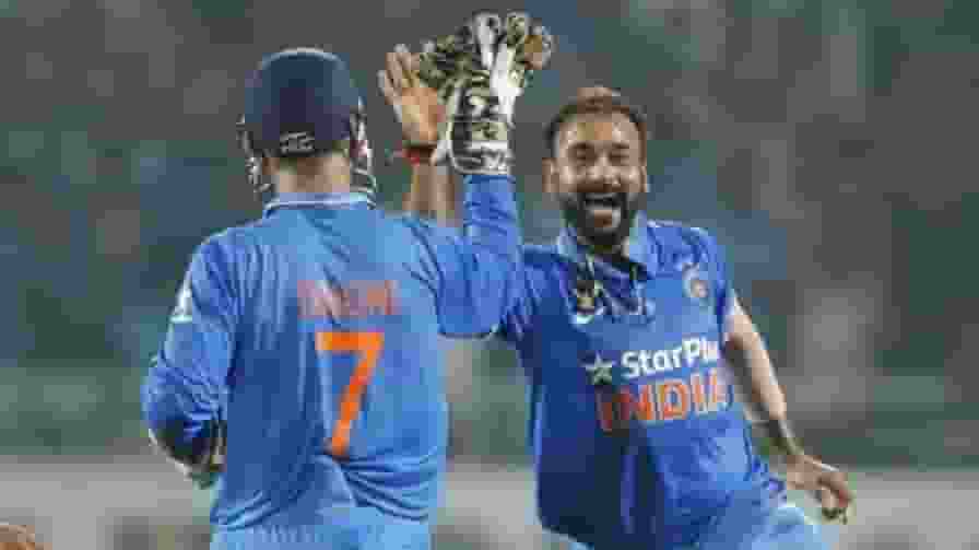 एक और भारतीय खिलाड़ी रिटायर... अमित मिश्रा ने किया संन्यास का ऐलान Amit Mishra MS Dhoni