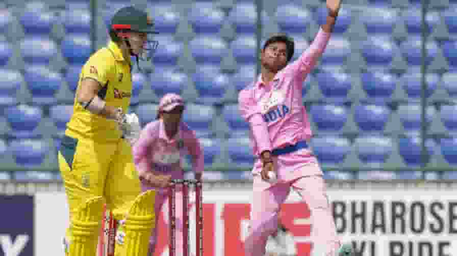 वर्ल्ड कप की ये कैसी तैयारी? भारतीय टीम ने लुटाए 400 से ज्यादा रन India vs Australia Women 3rd ODI