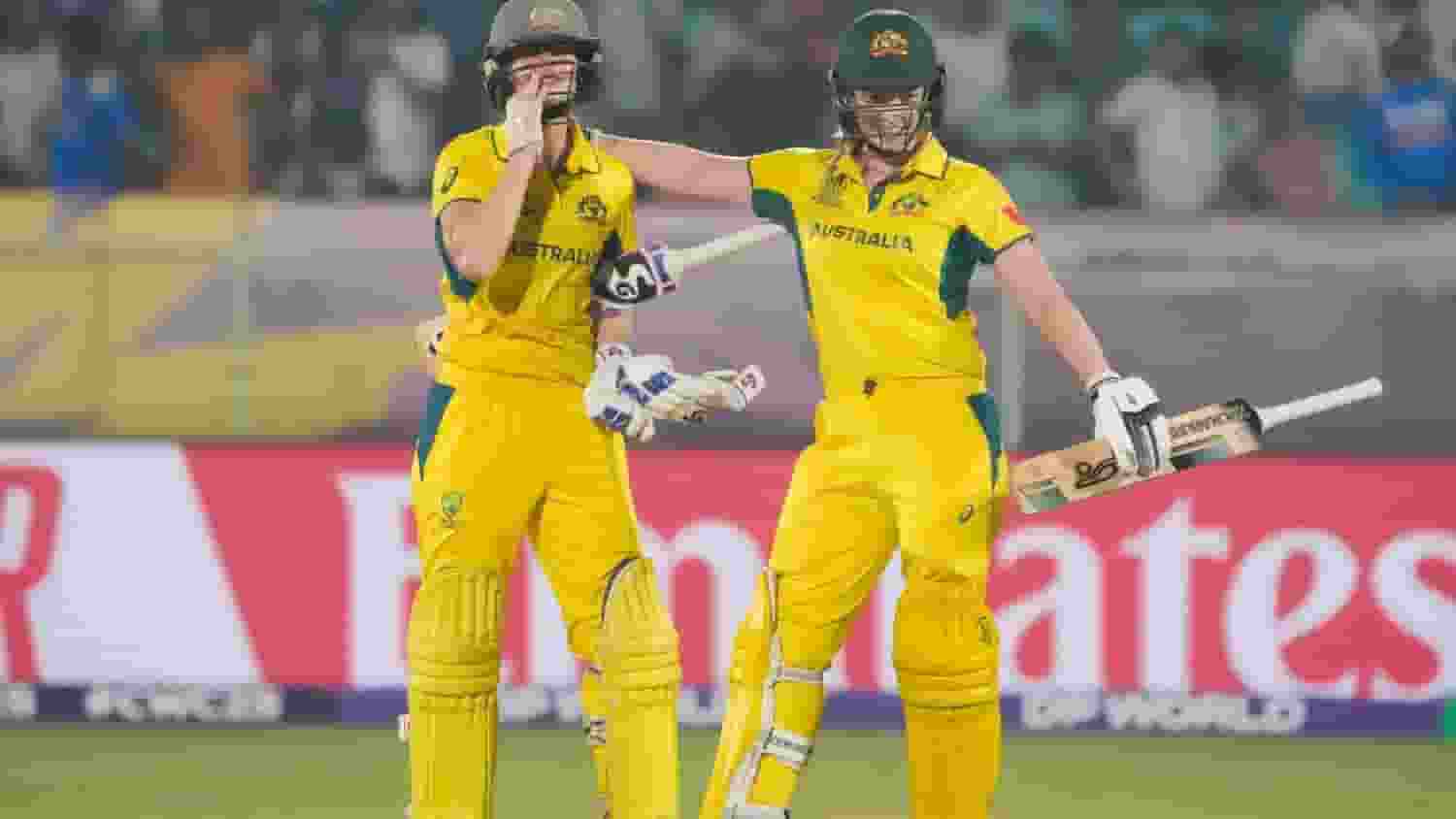 महिला वर्ल्ड कप: ऑस्ट्रेलिया से क्यों हारी टीम इंडिया? वजह समझिए  Ellyse Perry and Kim Garth