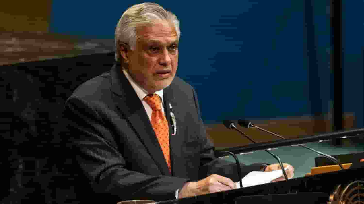 ट्रंप के दावों पर बोले PAK के मंत्री- भारत ने ठुकरा दिया था प्रस्ताव Mohammad Ishaq Dar