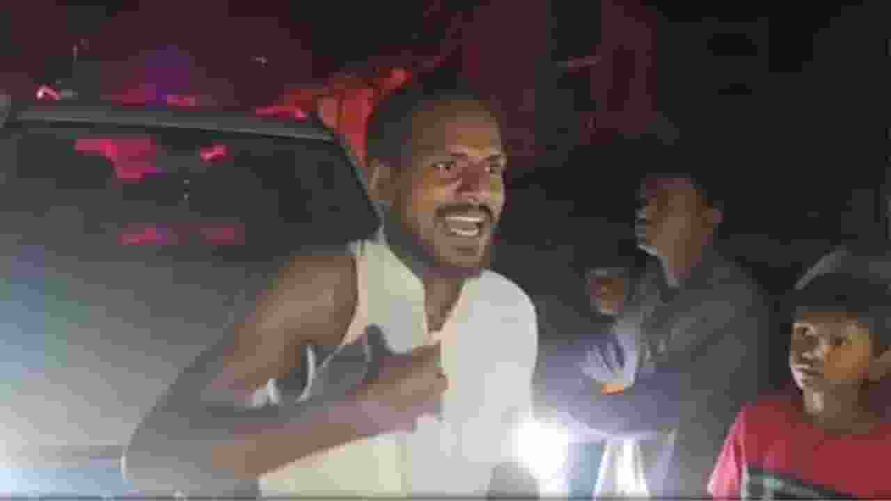 मंत्री जीवेश कुमार ने पत्रकार को दी गाली, भड़क गए तेजस्वी यादव Jale reporter video