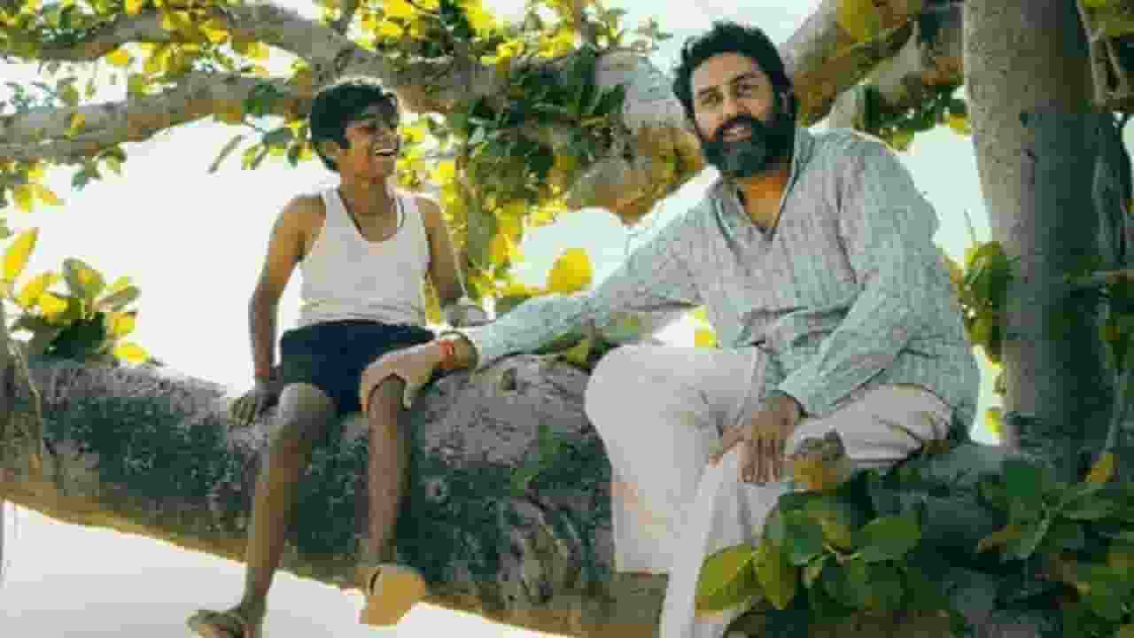 'कालीधर लापता' में अभिषेक बच्चन संग दिखे 8 साल के 'बल्लू' कौन हैं? Kaalidhar Laapata