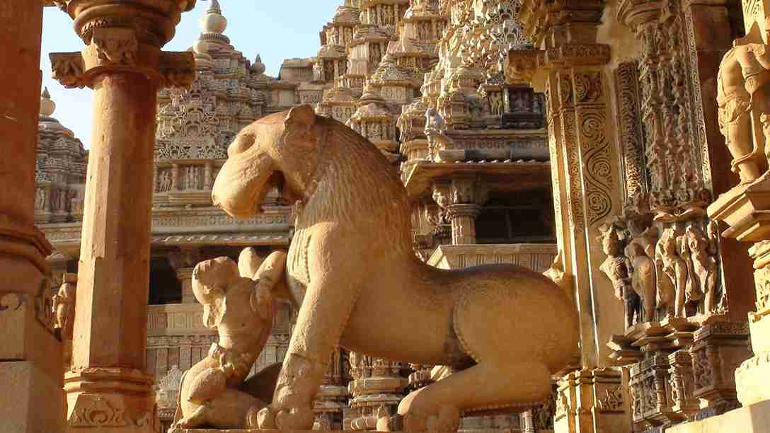 क्या है चंदेल राजवंश की कहानी, कैसे दुनिया को मिल गया 'खजुराहो' का कामशास्त्र? पढ़ें पूरी कहानी
Khajuraho