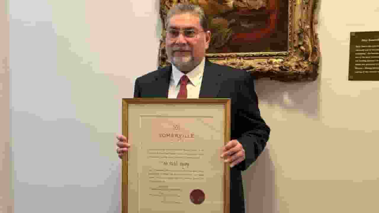 auther news  mehli mistry । Photo Credit: X/@Suhelseth