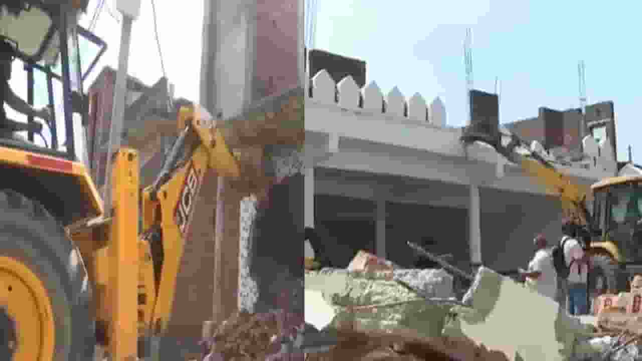 संभल में बुलडोजर एक्शन, लोग खुद ही तोड़ने लगे मस्जिद; मामला क्या है? Sambhal News