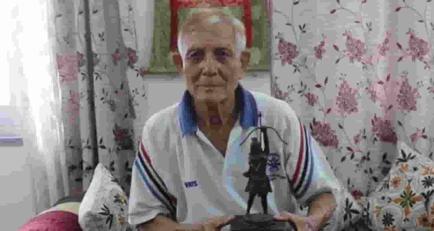 कभी घूंसे बरसाए, कभी गोलियां, भारत के महान बॉक्सर की कहानी Indian Gold Winner Boxer Padam Bahadur Mall