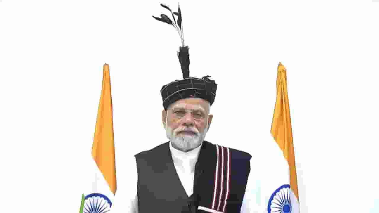 रेल नेटर्वक से जुड़ा आइजोल, PM मोदी ने कहा- पूर्वोत्तर प्रथम है नीति Narendra Modi